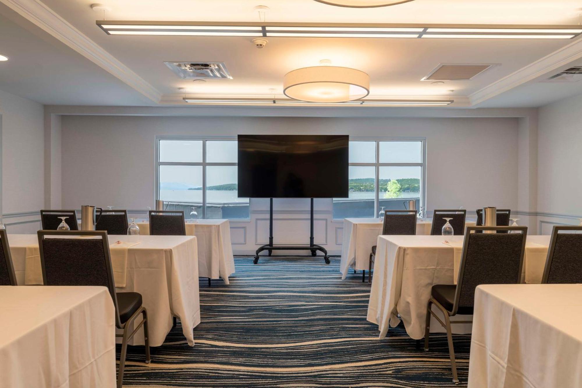 Hotel Canandaigua, Tapestry Collection By Hilton Bagian luar foto