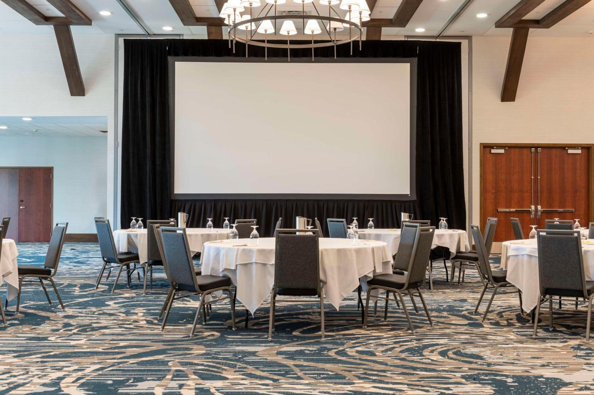 Hotel Canandaigua, Tapestry Collection By Hilton Bagian luar foto