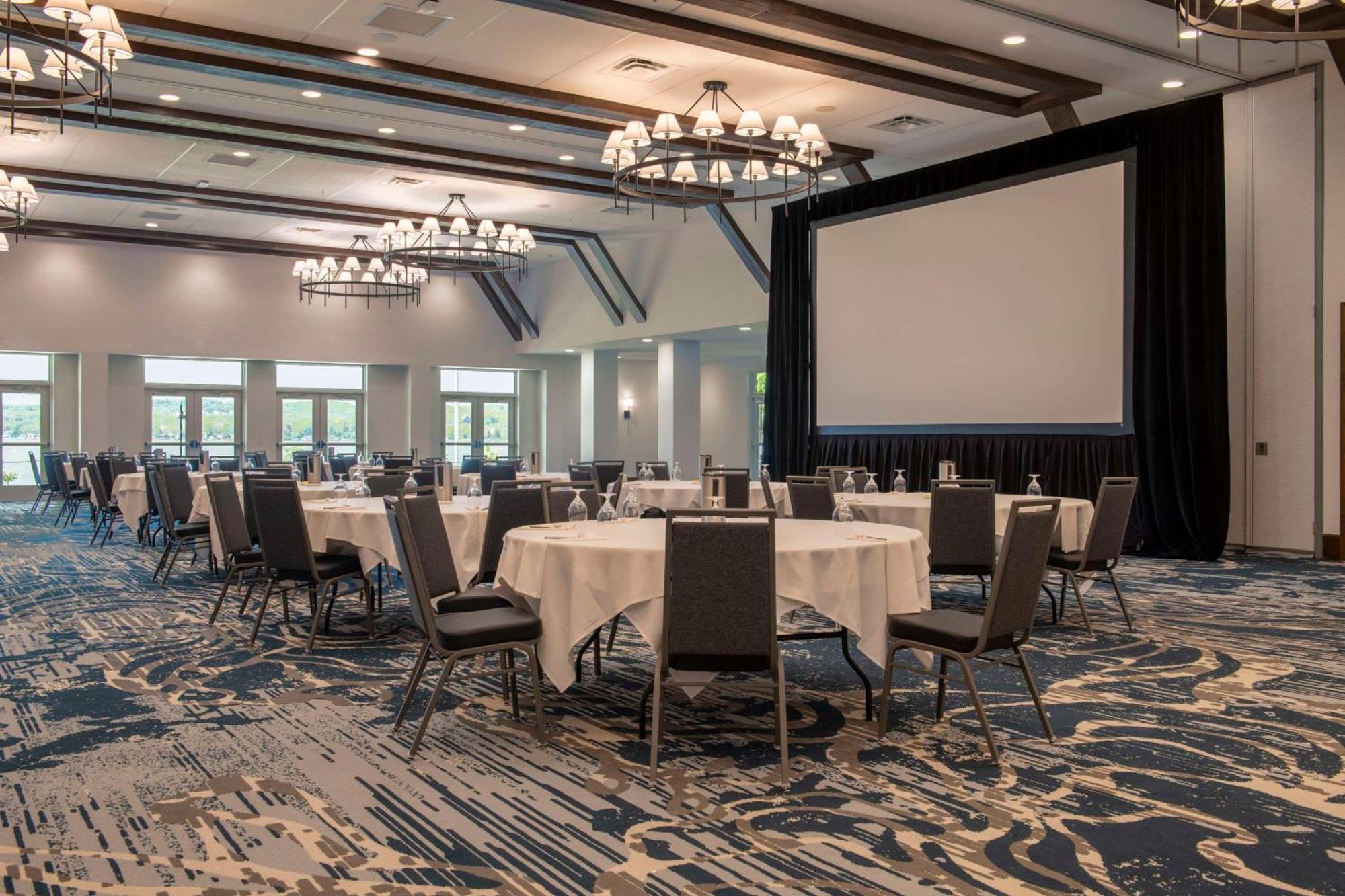 Hotel Canandaigua, Tapestry Collection By Hilton Bagian luar foto