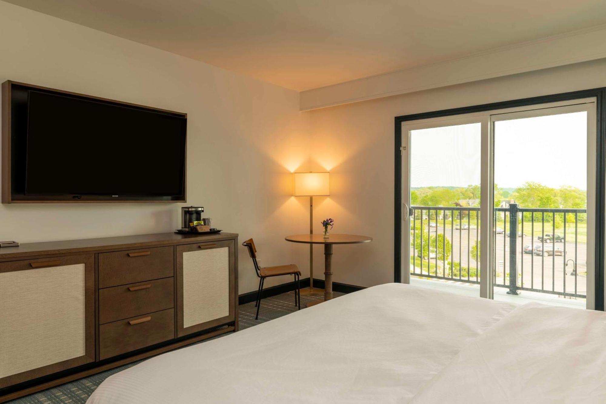 Hotel Canandaigua, Tapestry Collection By Hilton Bagian luar foto